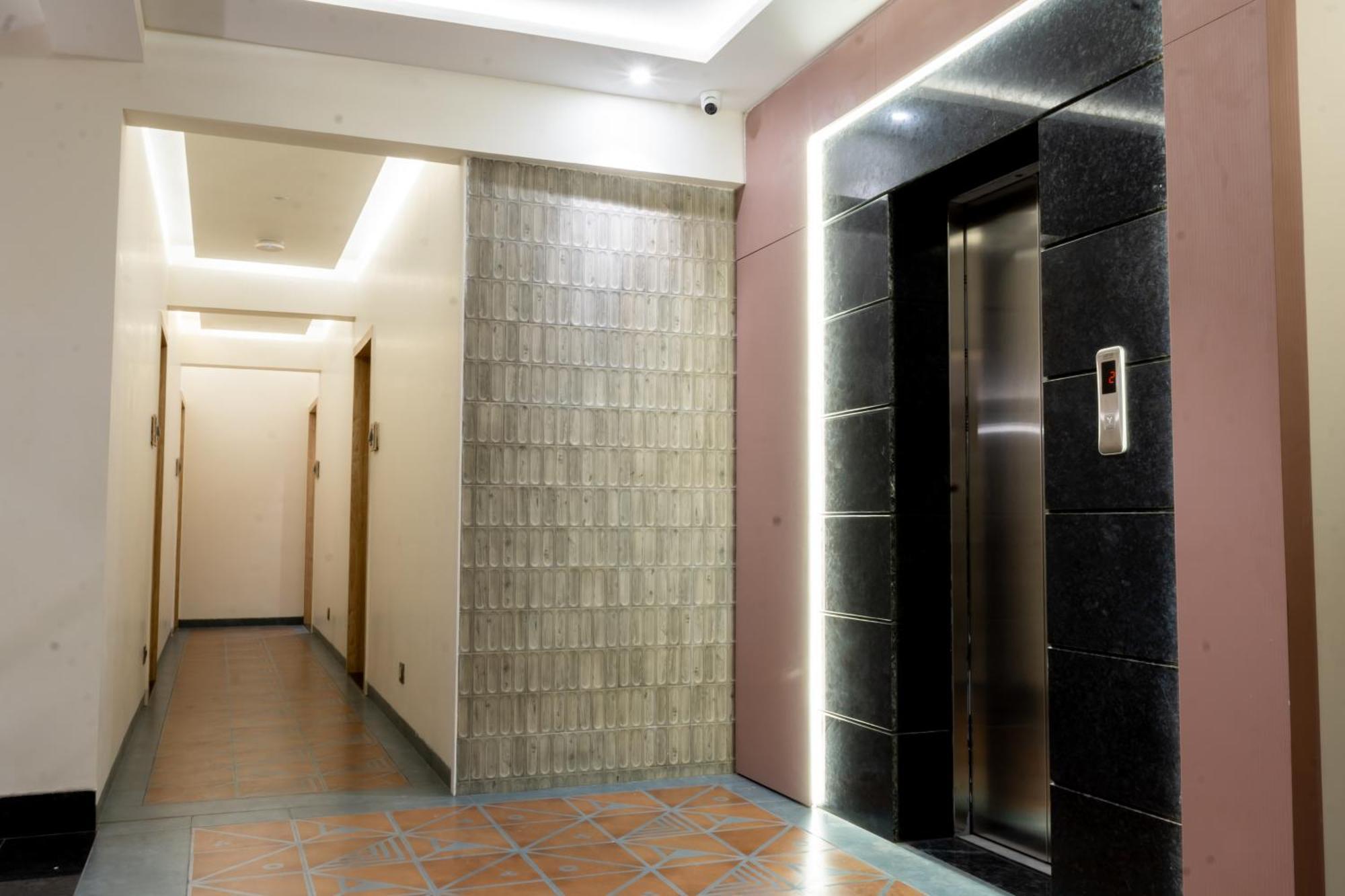 Hotel Aura Inn Airoli ,Digha 纳威孟买 外观 照片