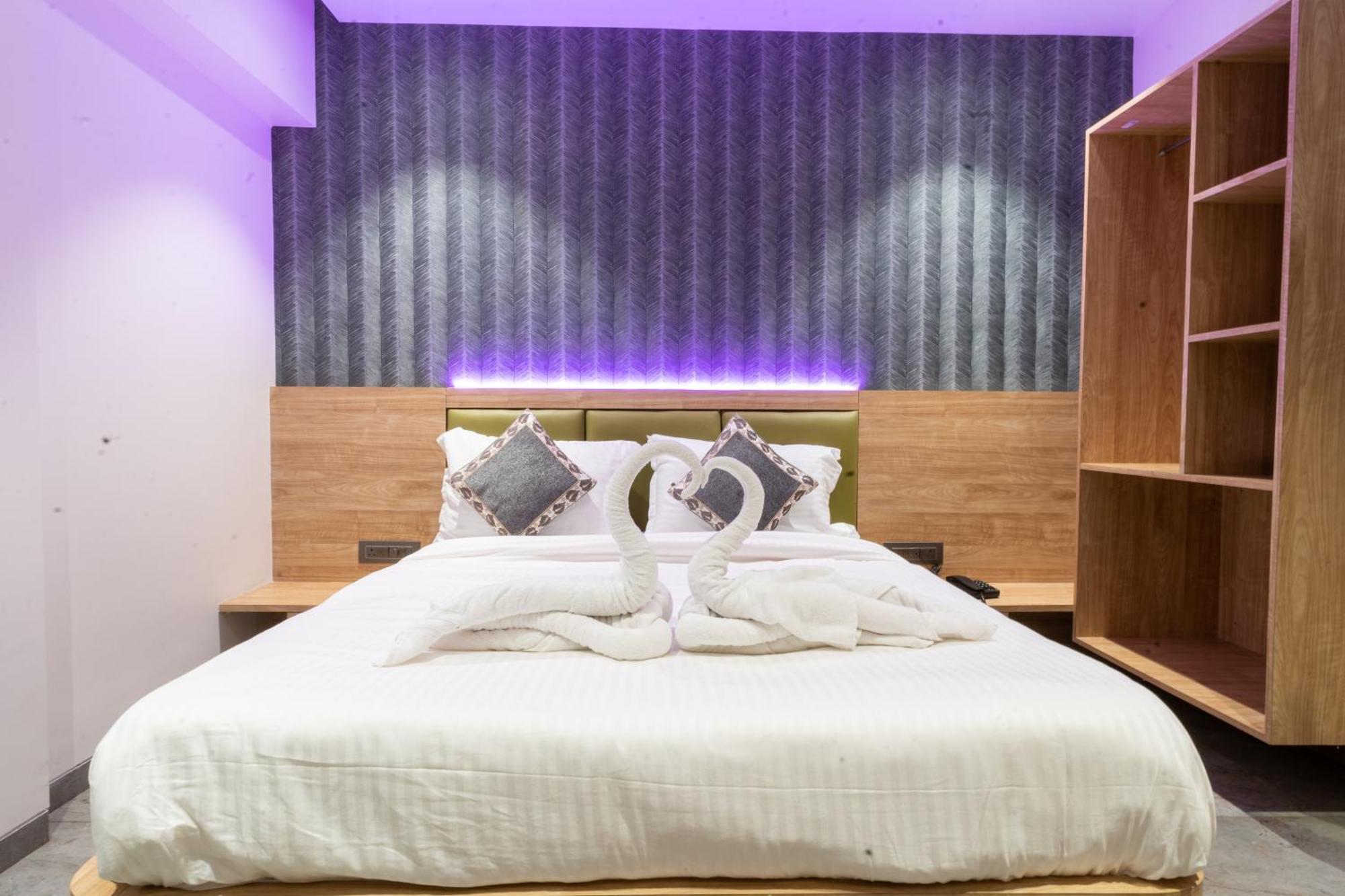 Hotel Aura Inn Airoli ,Digha 纳威孟买 外观 照片
