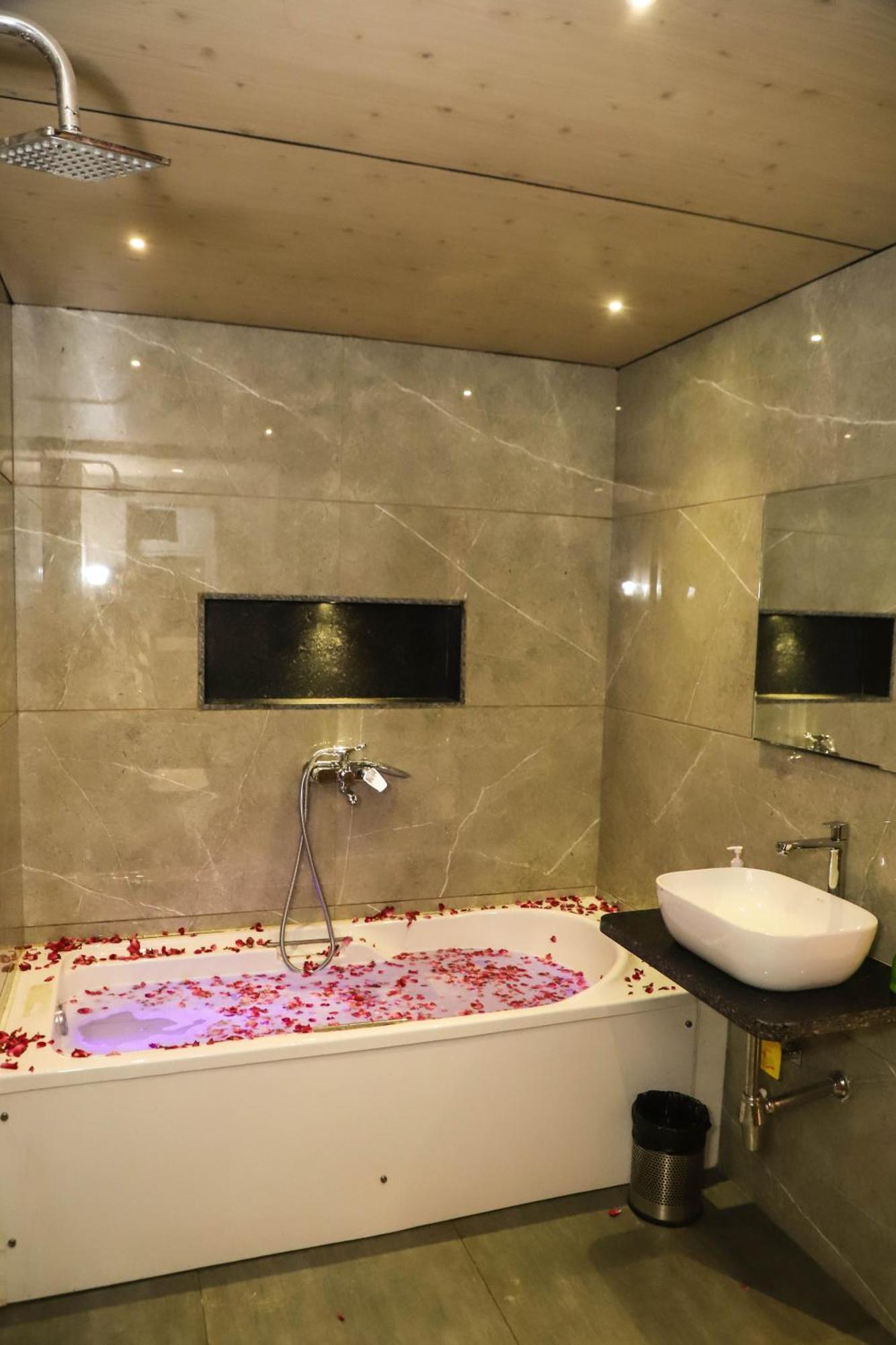 Hotel Aura Inn Airoli ,Digha 纳威孟买 外观 照片