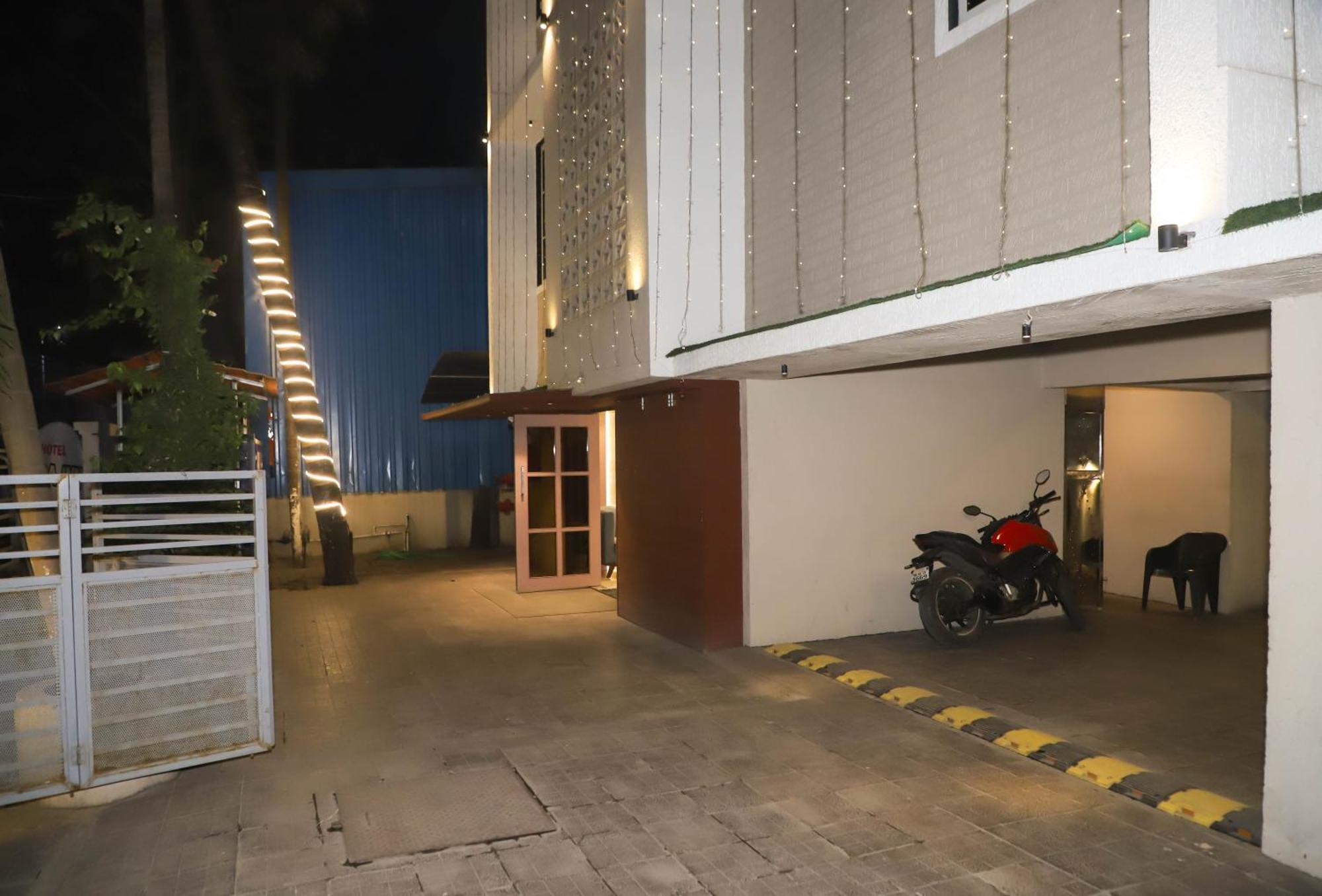 Hotel Aura Inn Airoli ,Digha 纳威孟买 外观 照片